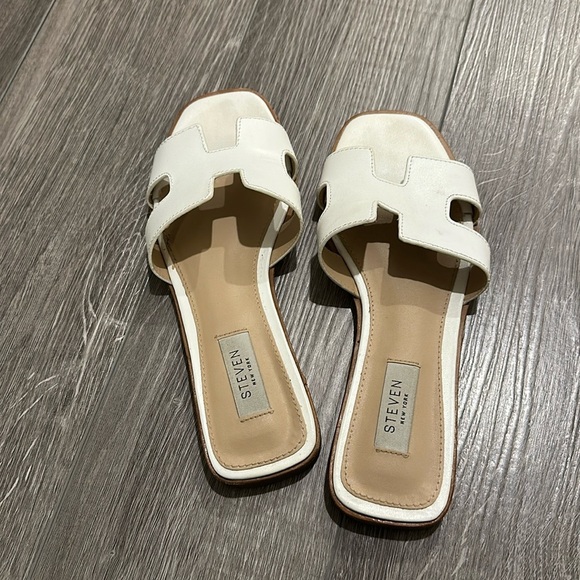 Steve Madden Shoes - Steve Madden sandals